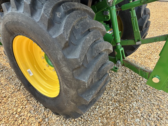 2022 John Deere 3046R - Photo17