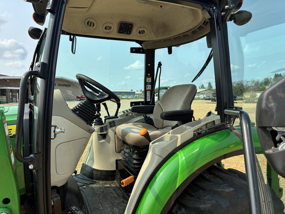 2022 John Deere 3046R - Photo26