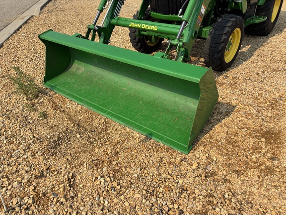 2022 John Deere 3046R - Photo33