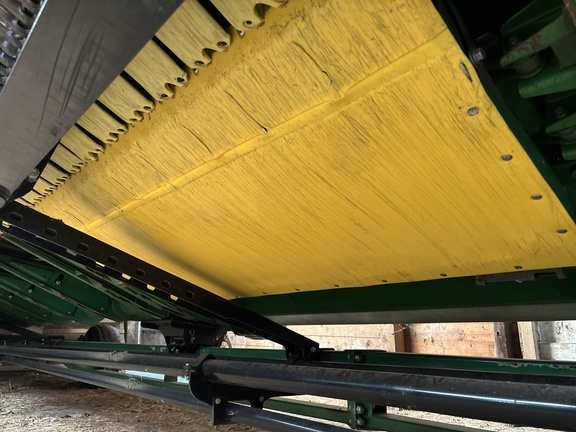 Used 2022 John Deere RD40F Combine Platforms at Koenig Equipment in Urbana, OH - Photo9