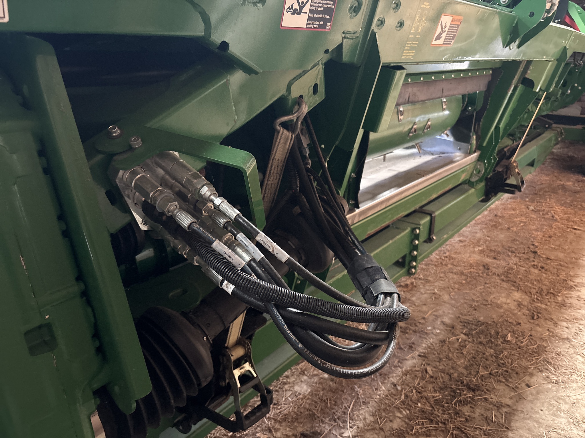 Used 2022 John Deere RD40F Combine Platforms at Koenig Equipment in Urbana, OH - PhotoXL4