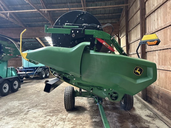 Used 2022 John Deere RD40F Combine Platforms at Koenig Equipment in Urbana, OH - Photo2