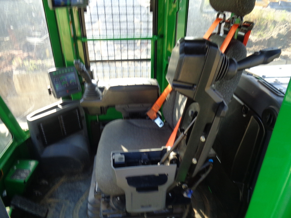 2025 John Deere 843L II