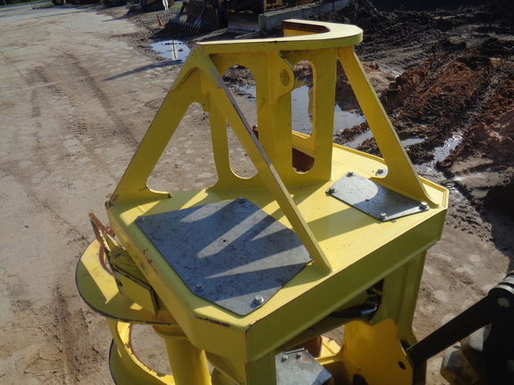 2025 John Deere 843L II