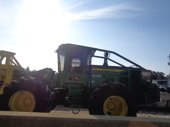 2025 John Deere 843L II