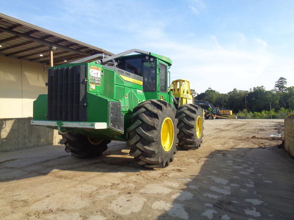 2025 John Deere 843L II