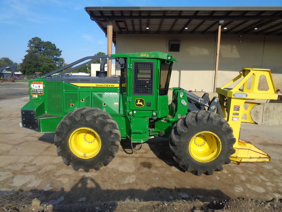 2025 John Deere 843L II