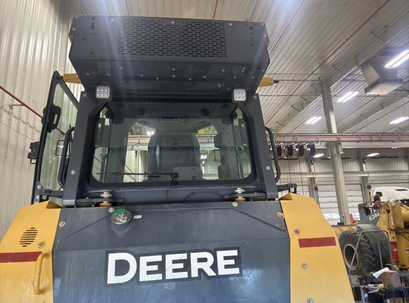 2021 John Deere 750L