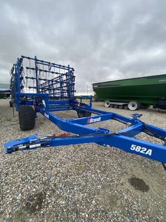 2023 Brandt 582 HH