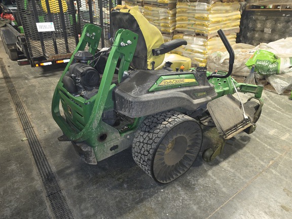 Used 2020 John Deere Z930M Zero Turn Mowers at Koenig Equipment in Richmond, IN - Photo3