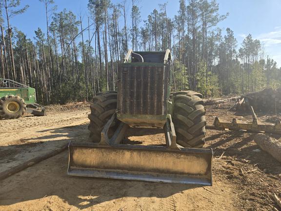2023 John Deere 648L-II