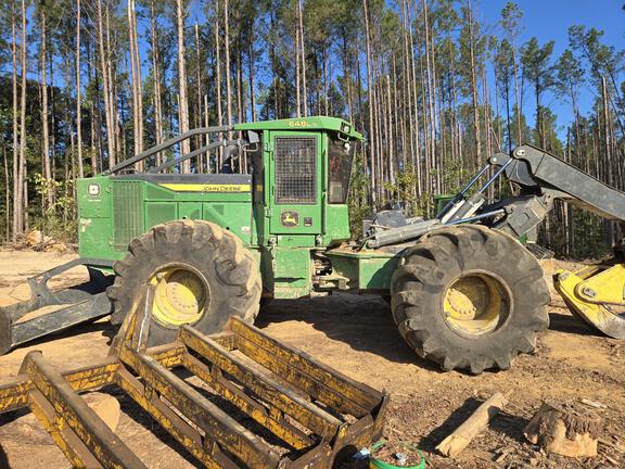 2023 John Deere 648L-II