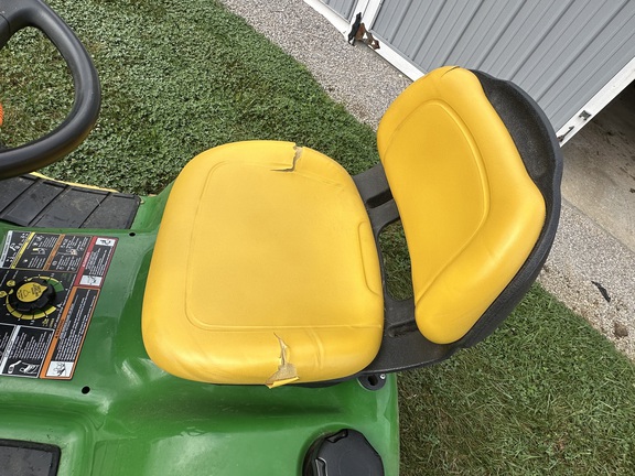 Photo of 2012 John Deere X320