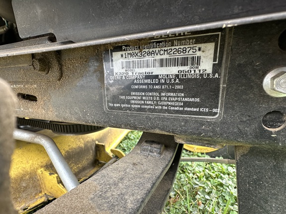 Photo of 2012 John Deere X320