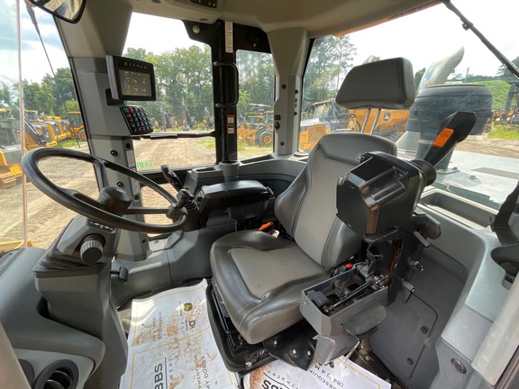 2023 John Deere 644 P