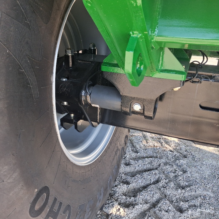 2026 Unverferth 1060 Grain Carts