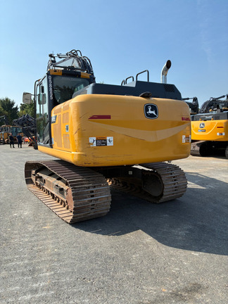 2023 John Deere 160G LC