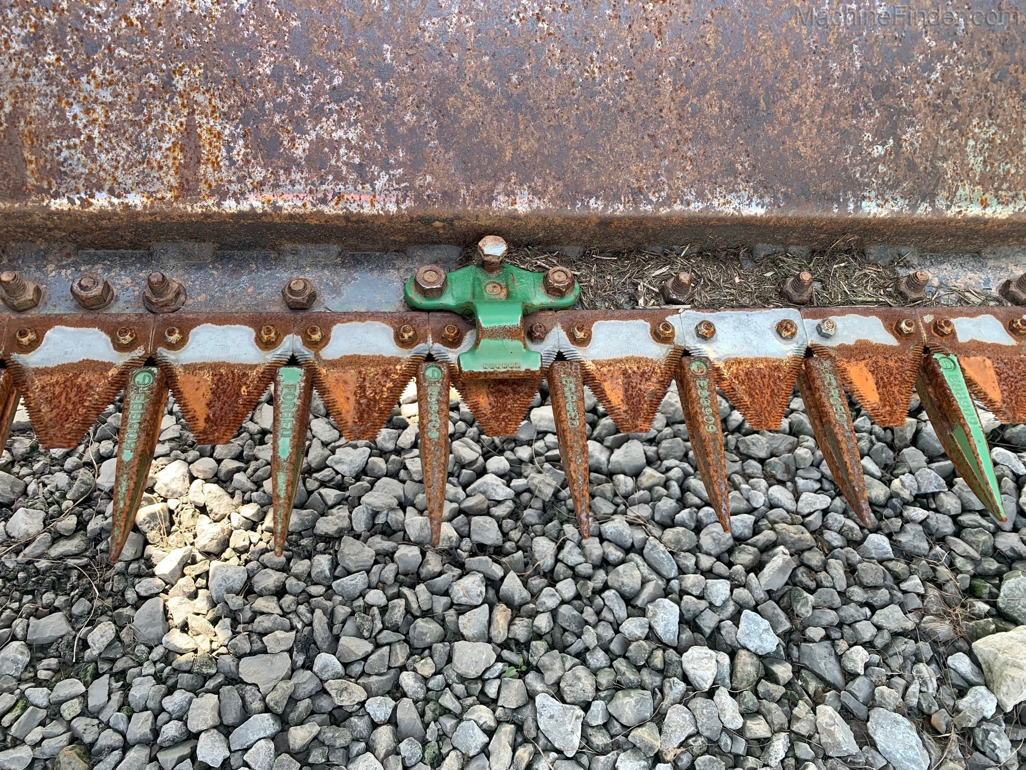 1998 John Deere 820 Image 7