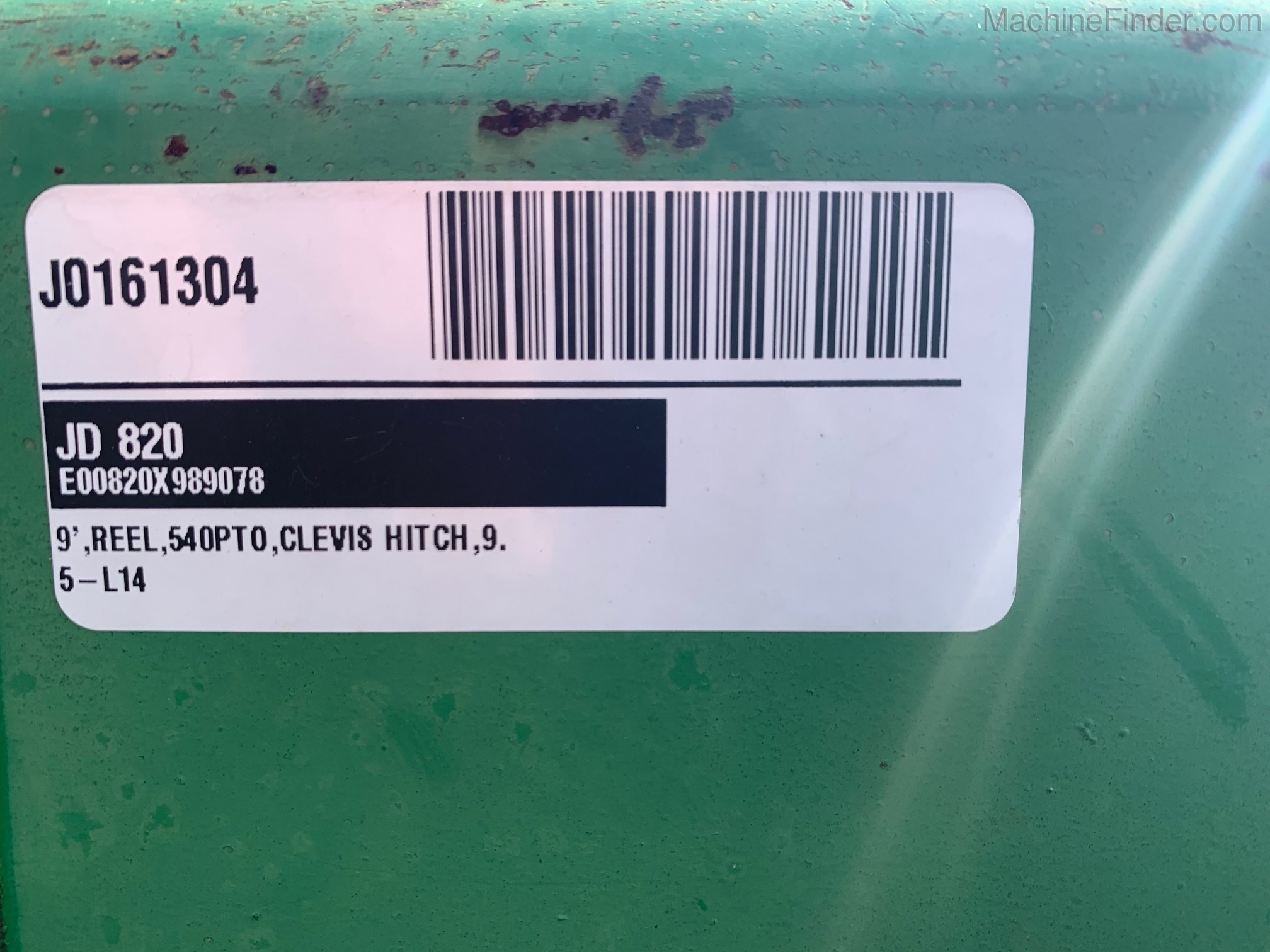 1998 John Deere 820 Image 9