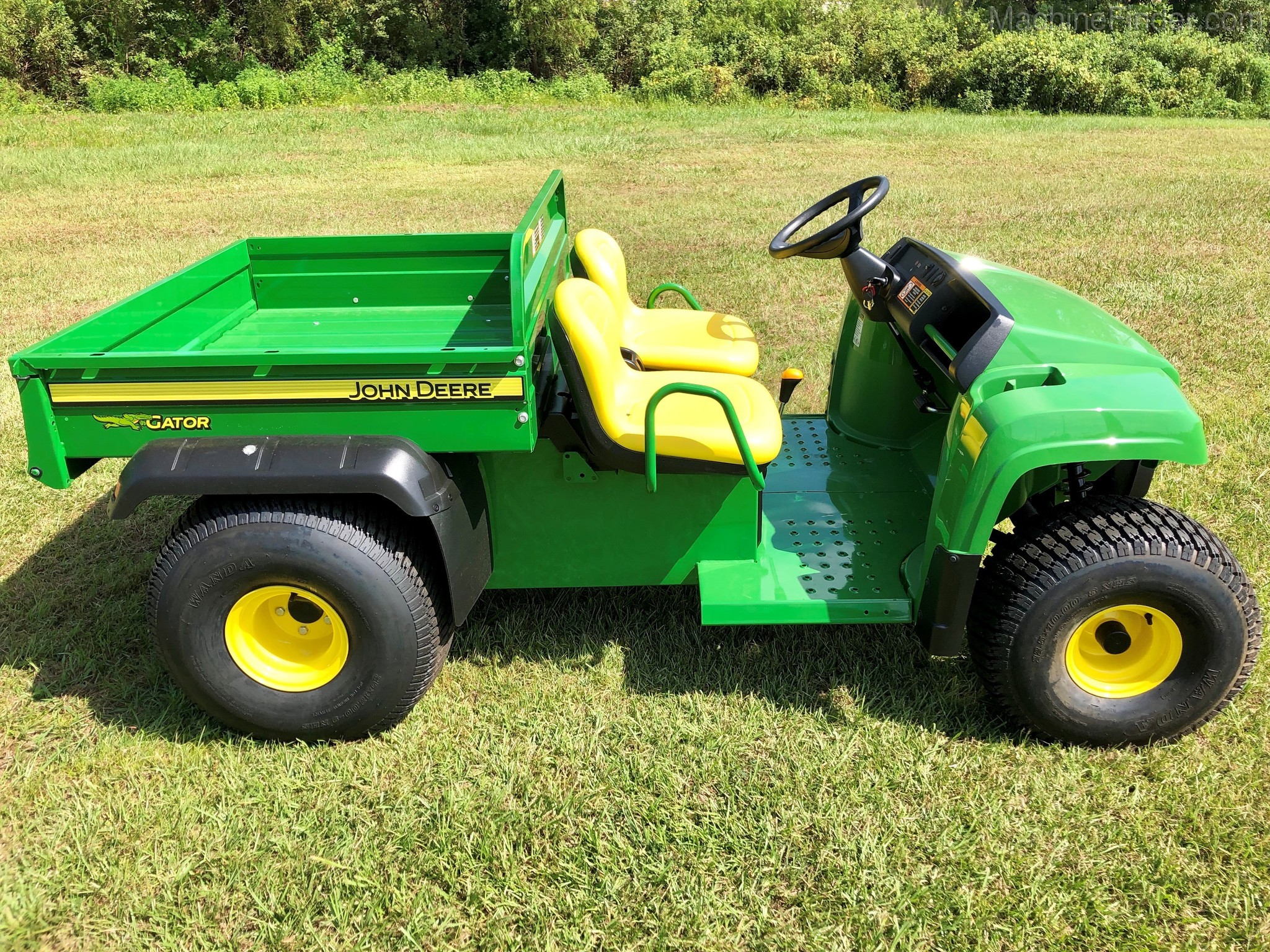 2020 John Deere TS 4X2 Image 4