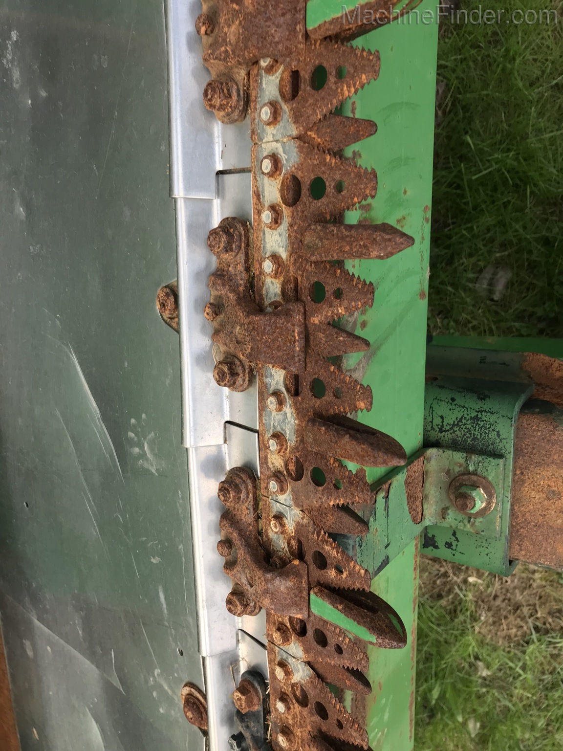 2010 John Deere 635F Image 7