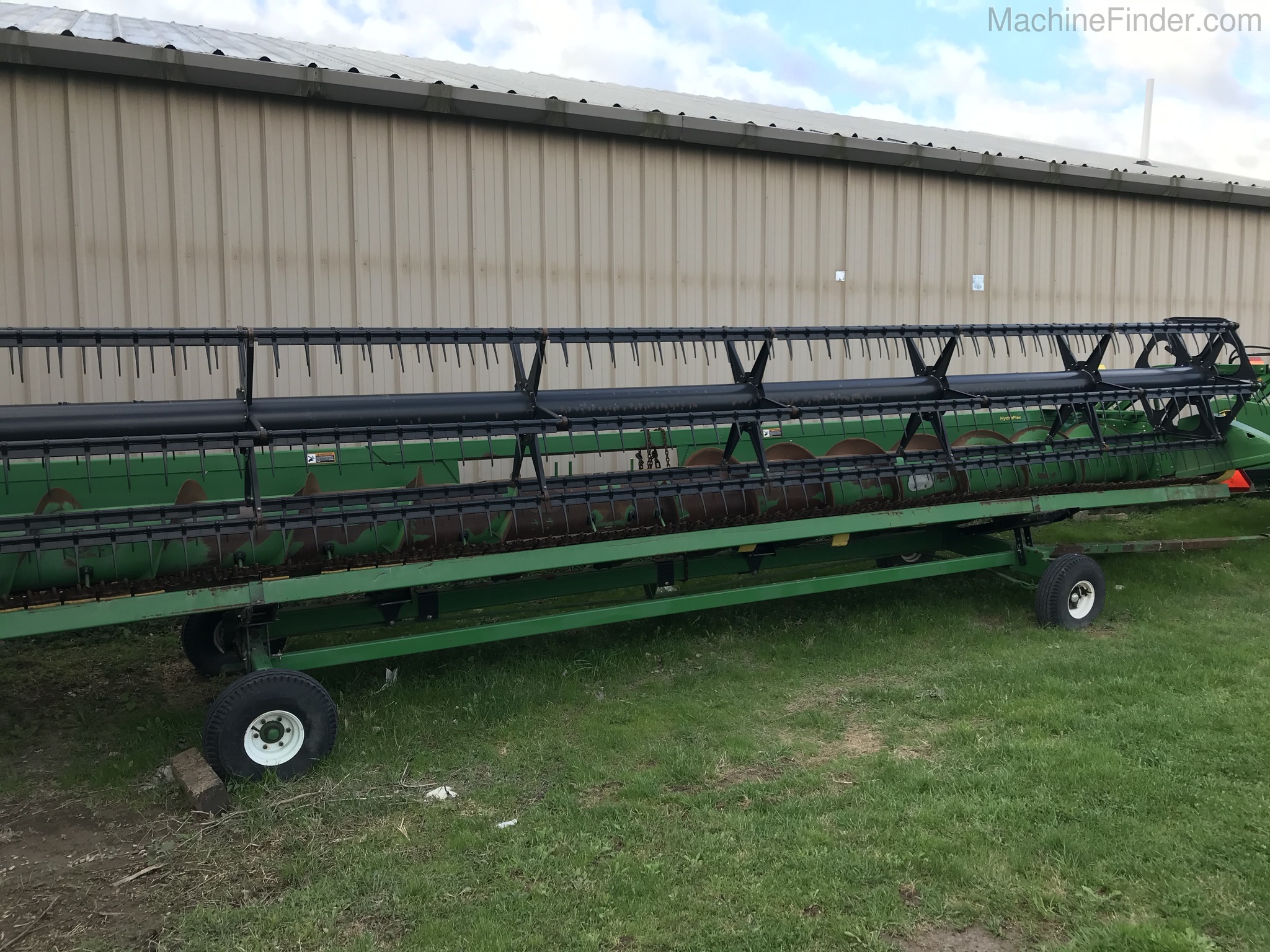 2010 John Deere 635F Image 4