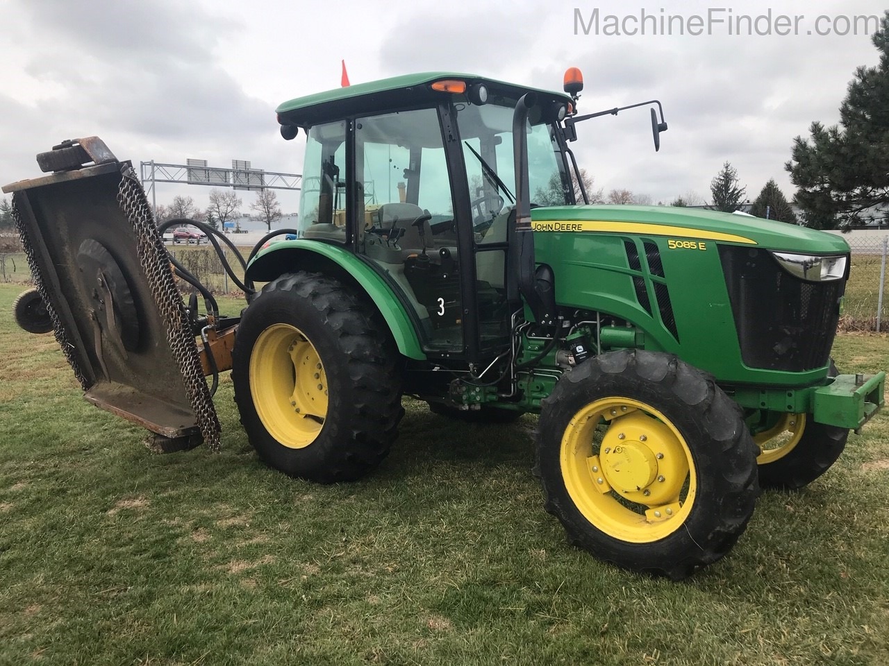 2014 John Deere 5085E Image 1