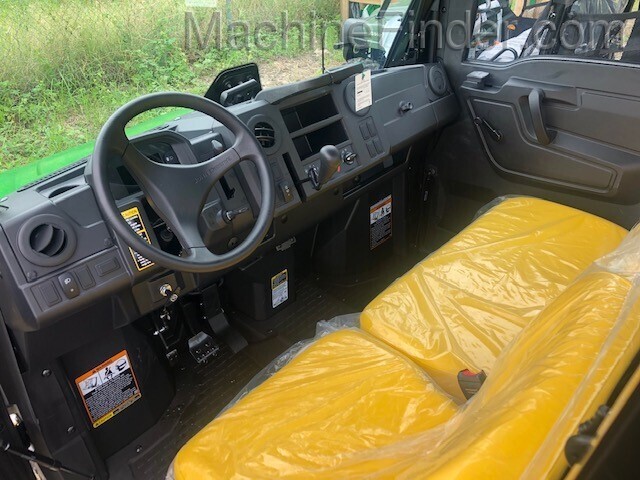 2020 John Deere XUV865M HVAC Diesel Image 5