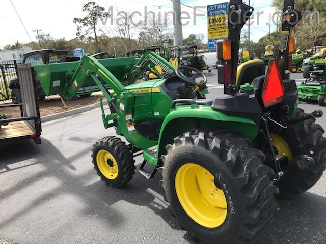 2021 John Deere 3032E Image 2