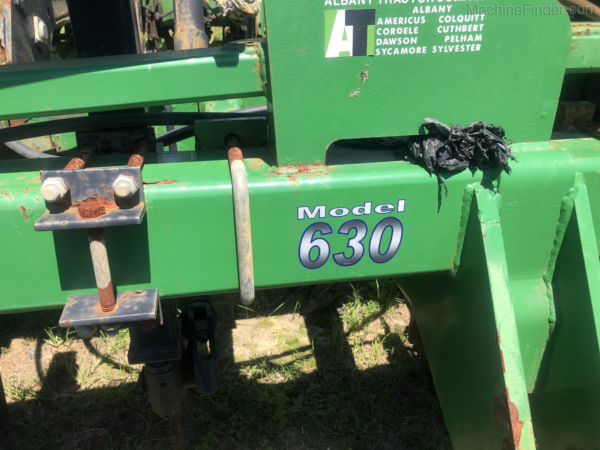 2010 John Deere 1720 Image 2