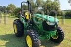2020 John Deere 5055E Image 2