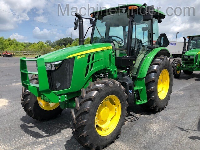 2020 John Deere 5100M Image 6