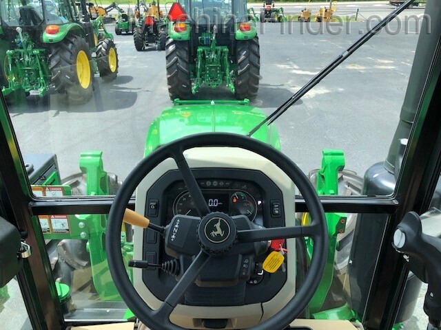 2020 John Deere 5100M Image 8