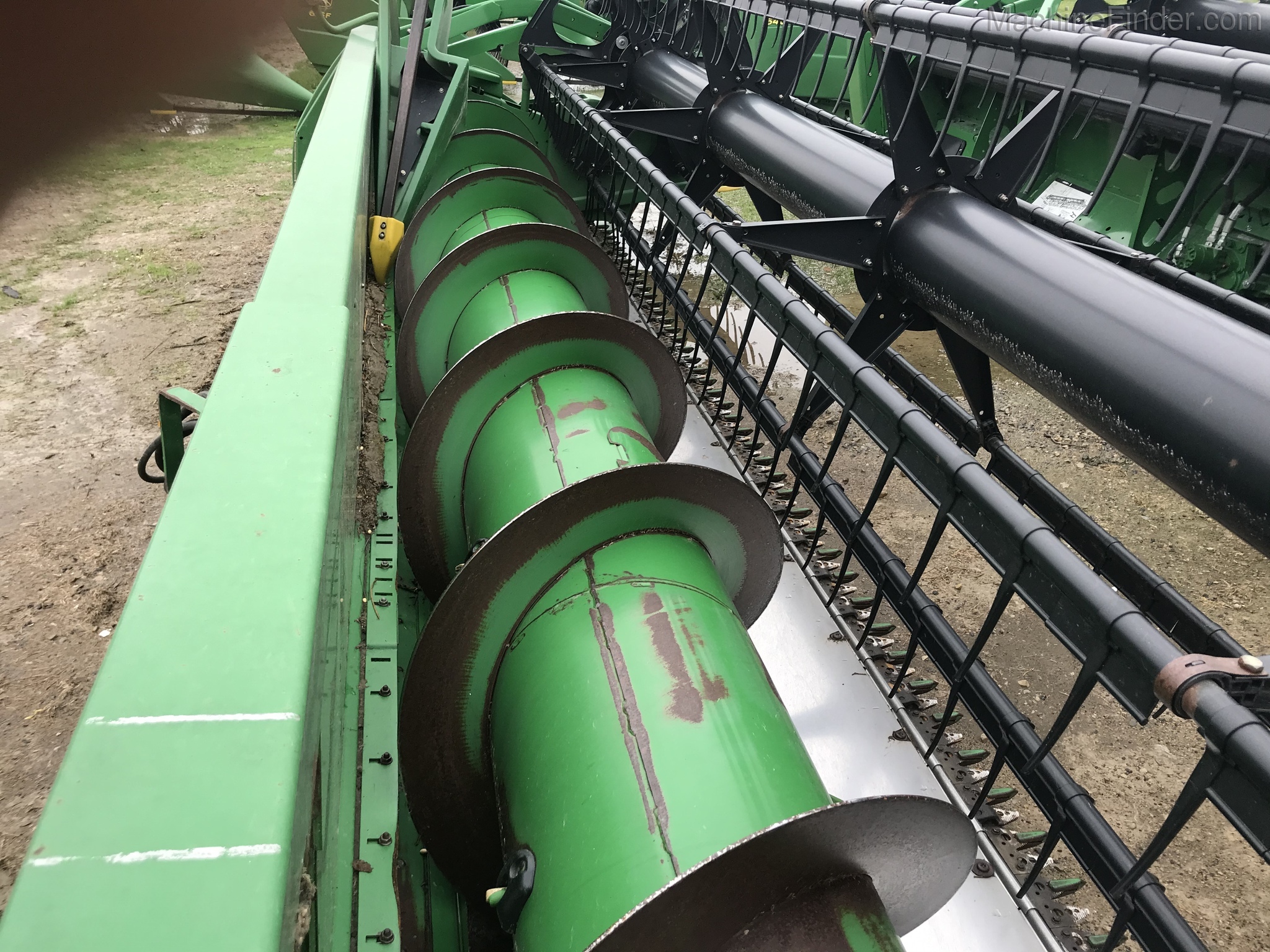 2007 John Deere 635F Image 6