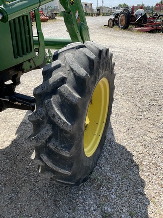 1999 John Deere 5510 Image 5