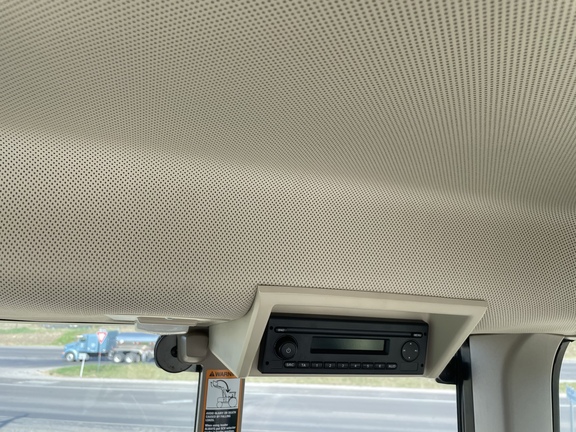 2018 John Deere 6155M Image 6