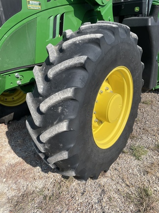 2018 John Deere 6155M Image 10