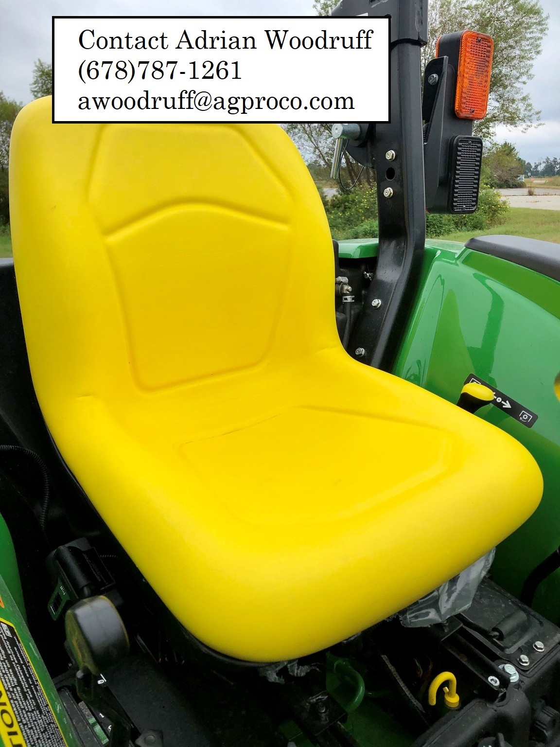 2023 John Deere 3043D Image 7