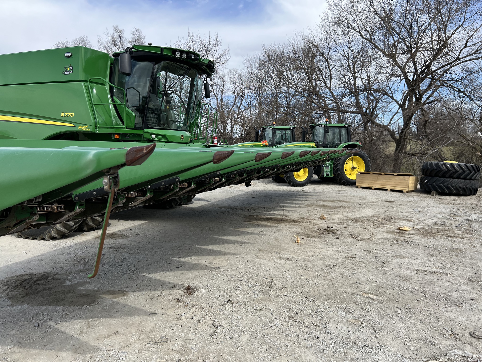  2020 John Deere 716C at Heritage Tractor in Topeka, KS