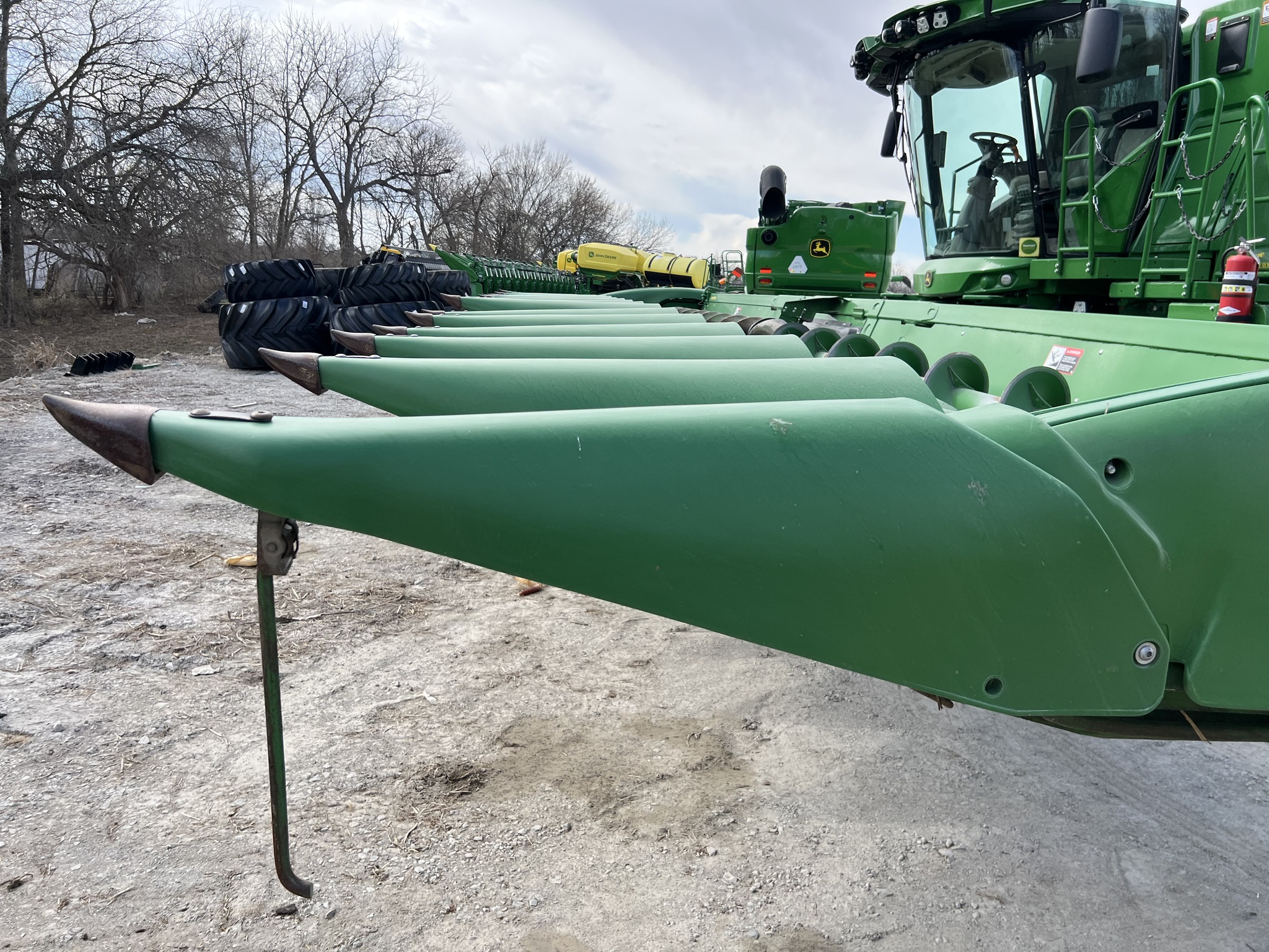 2020 John Deere 716C at Heritage Tractor in Topeka, KS