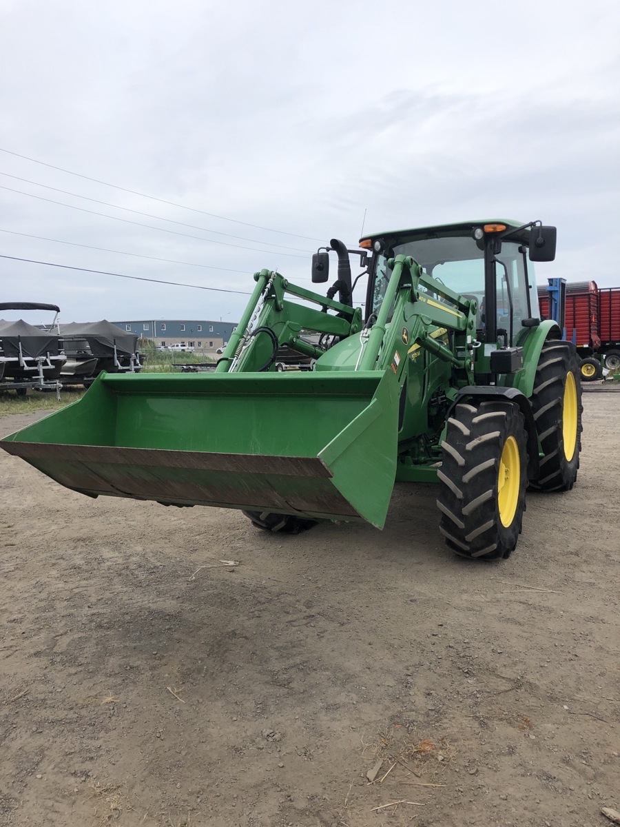 2019 John Deere 5115M Image 3