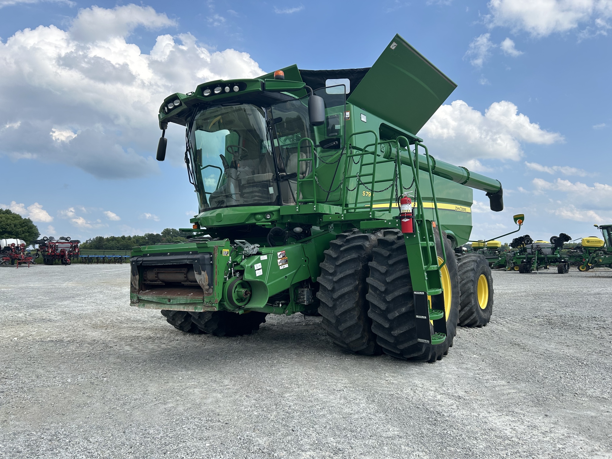 2019 John Deere S790 Image 1