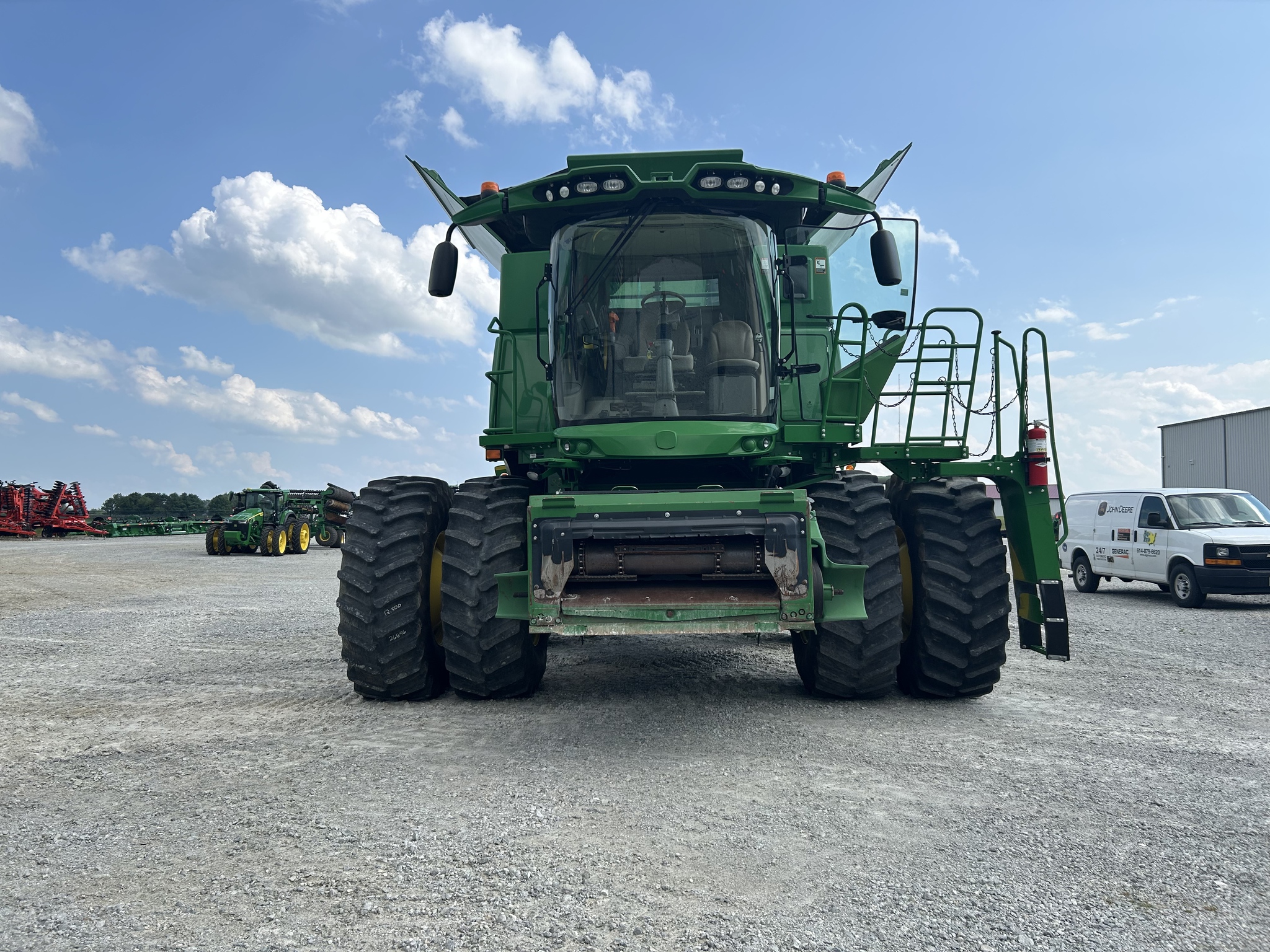 2019 John Deere S790 Image 2