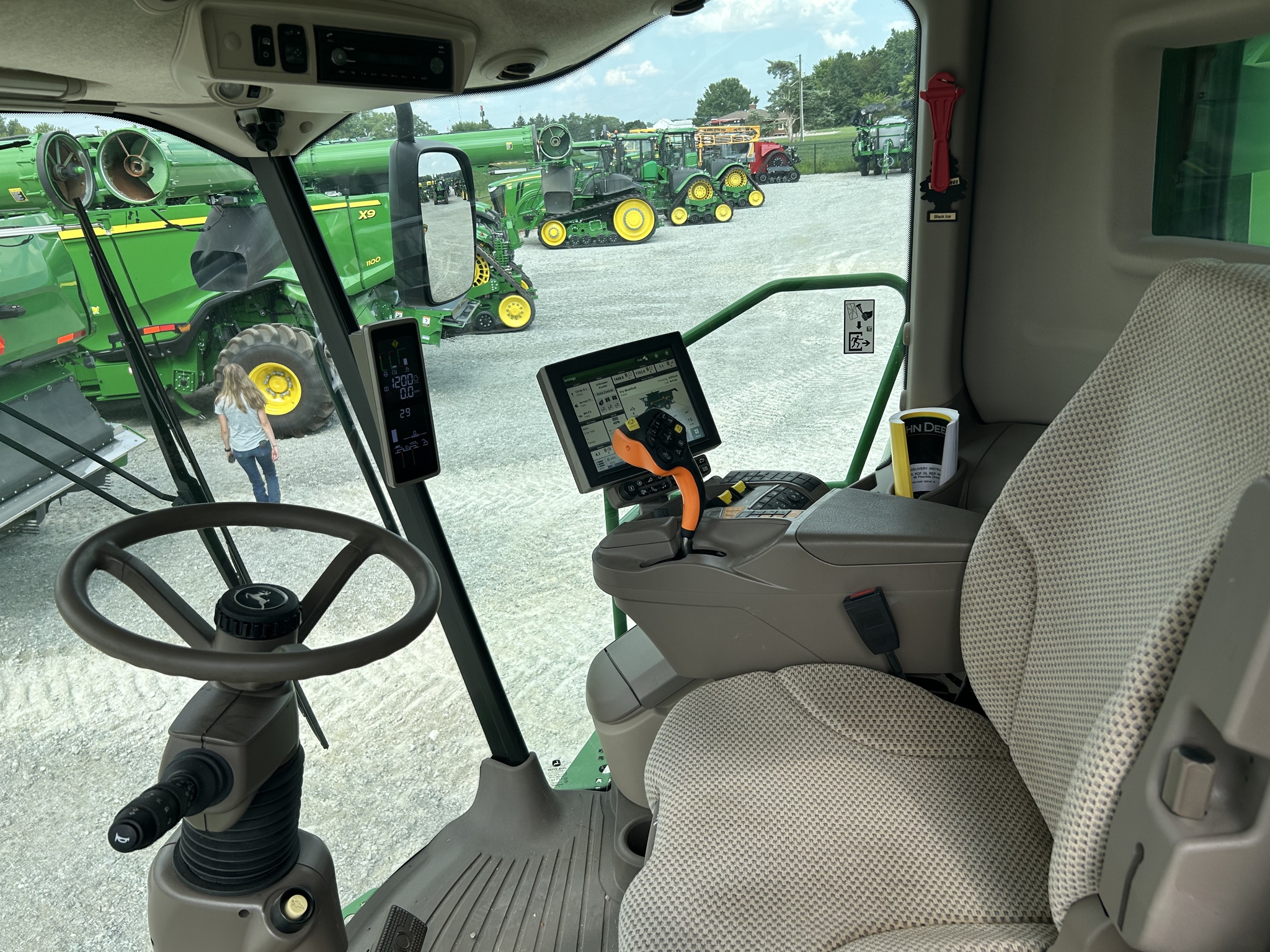2019 John Deere S790 Image 21