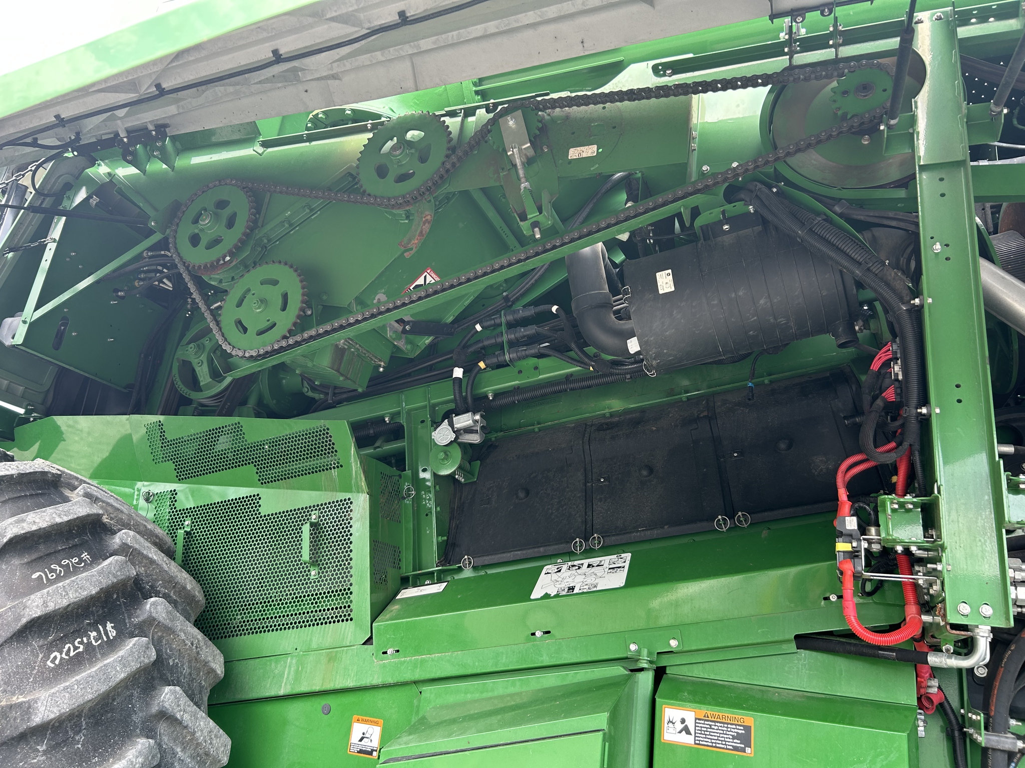 2019 John Deere S790 Image 14