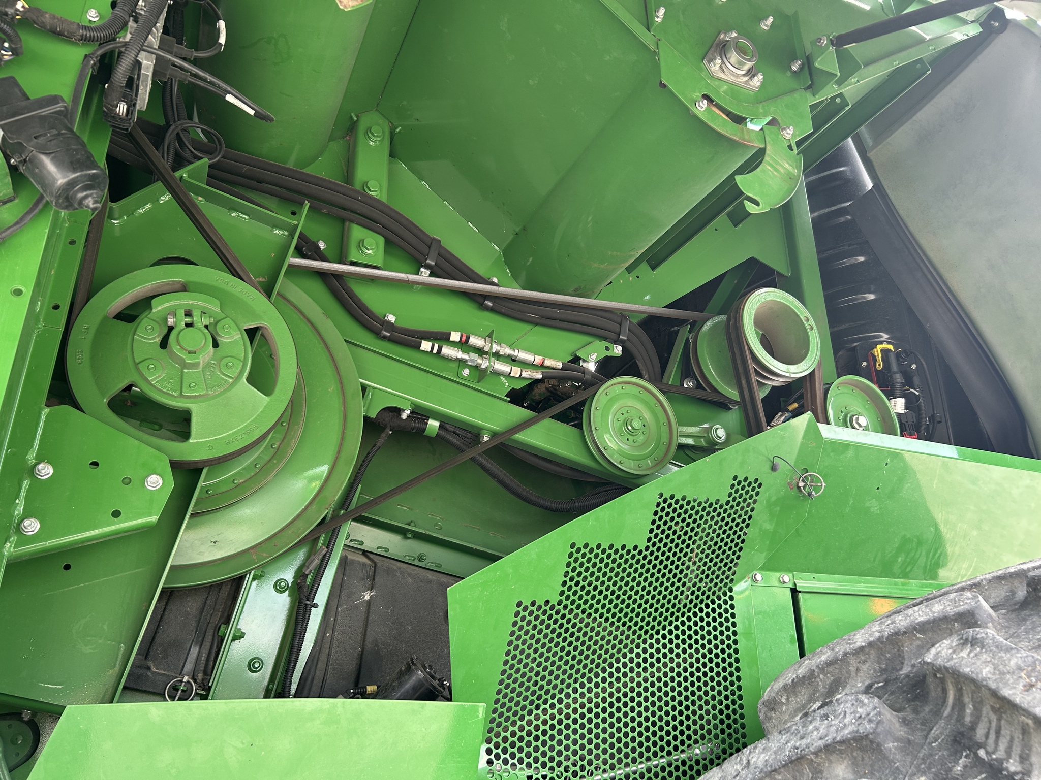 2019 John Deere S790 Image 18