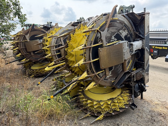  John Deere 772