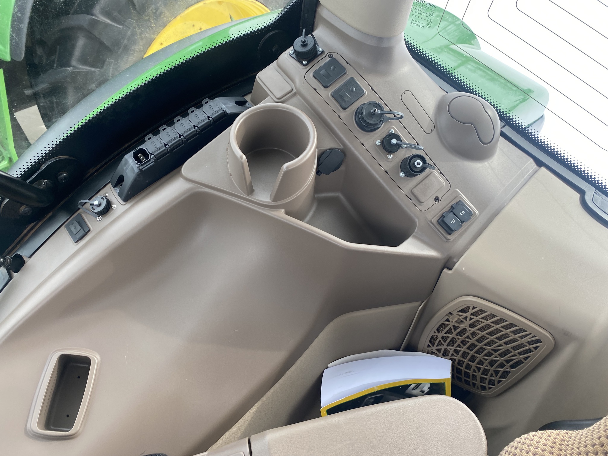 2023 John Deere 6R 155 Image 14