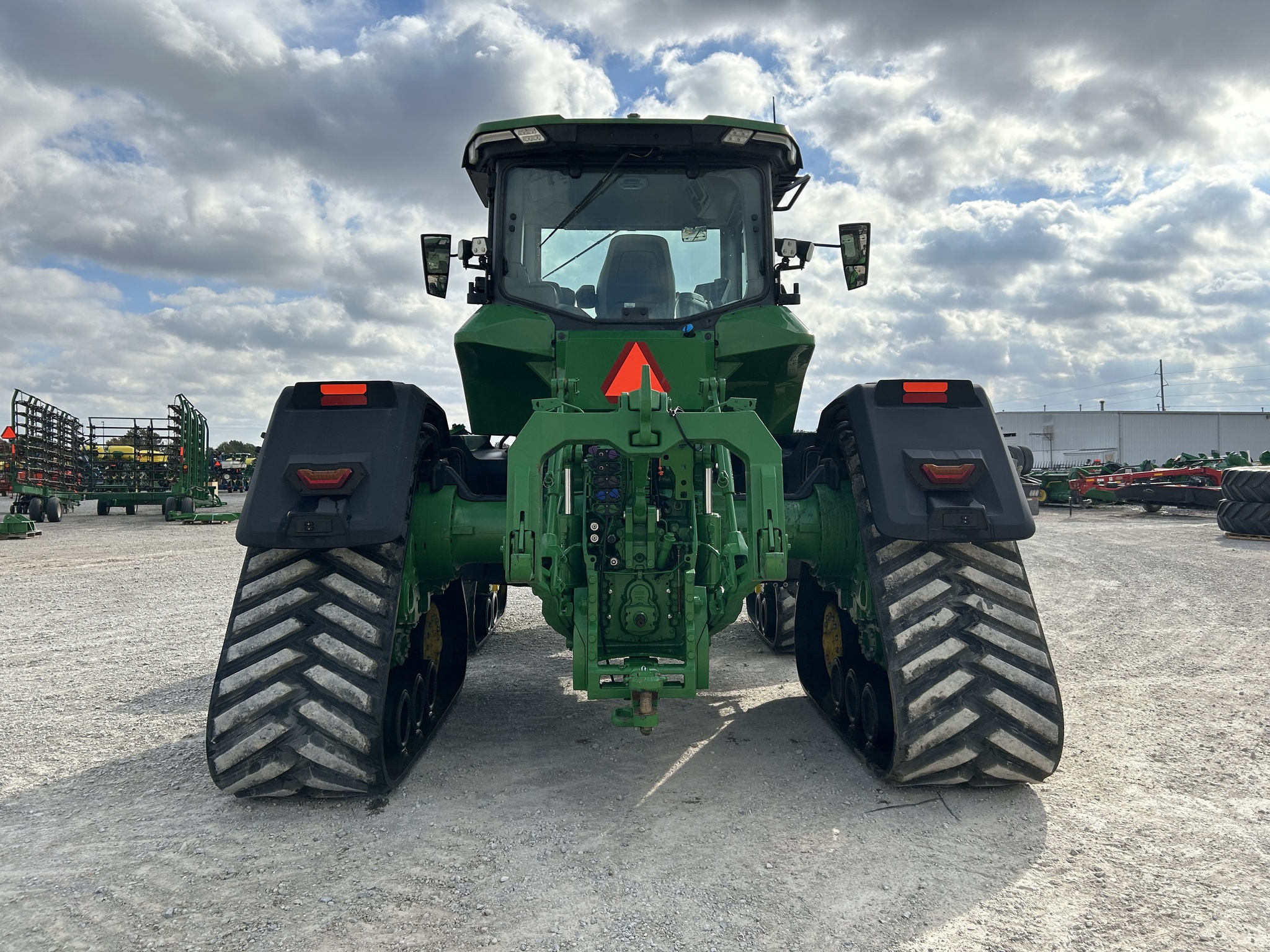  2021 John Deere 8RX 370 at Heritage Tractor in Adrian, MO