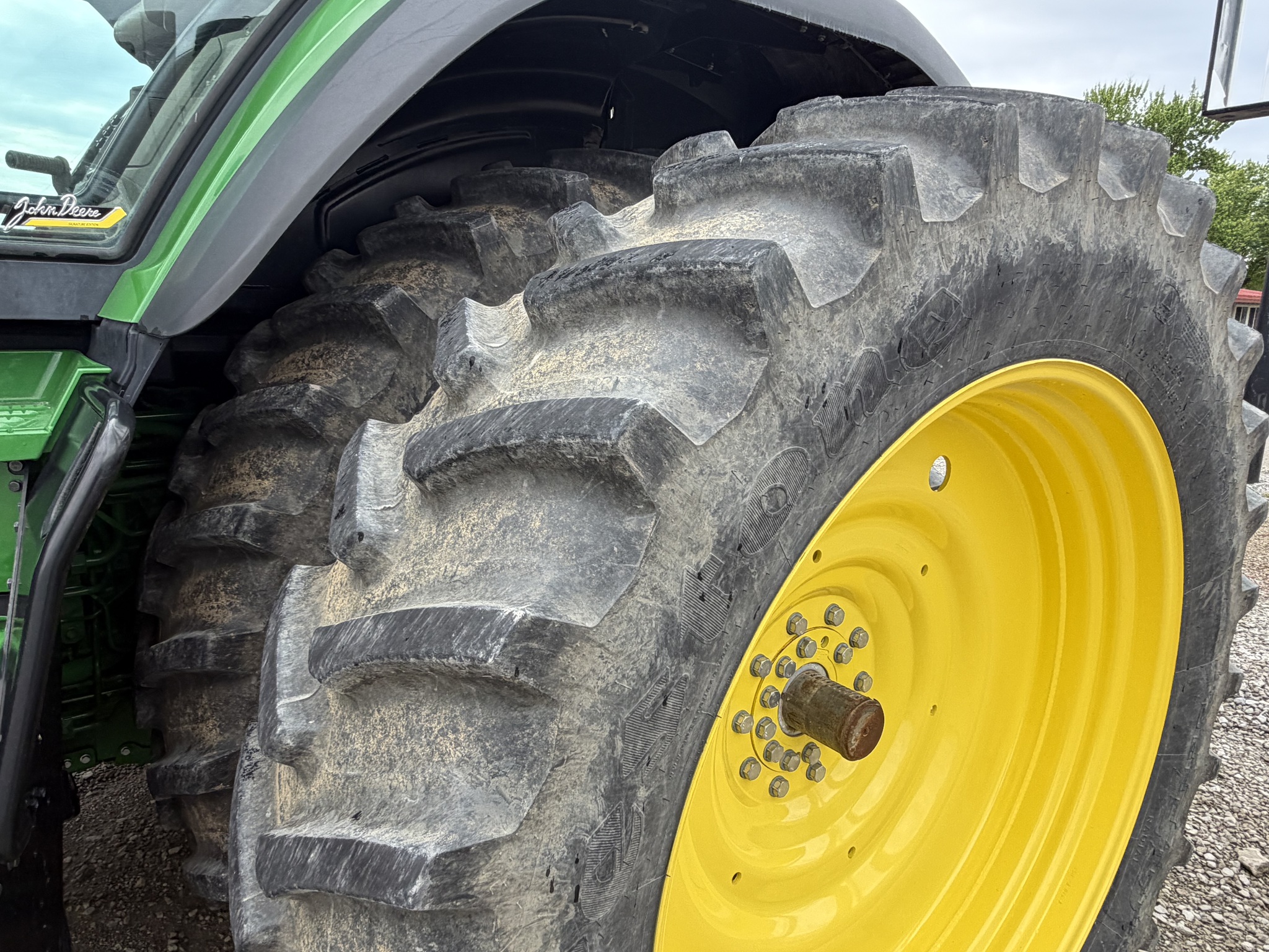 2024 John Deere 7R 230 Image 6
